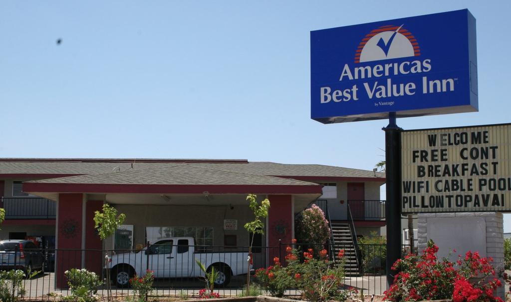 Americas Best Value Inn Needles Eksteriør billede